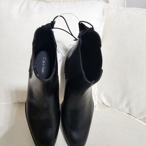 Calvin Klein Elegant Black Leather Boots